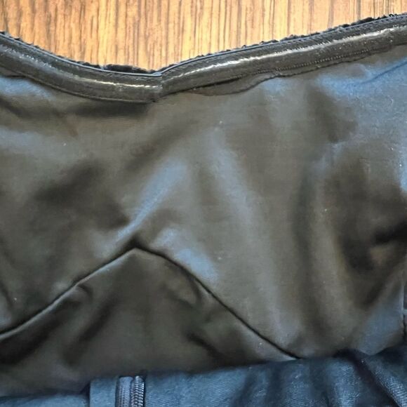 Pretty Little Thing Black Sequin Strapless Romper. Size 12. - Picture 5 of 6